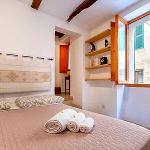 Nonno Efisio Old Town Apartament